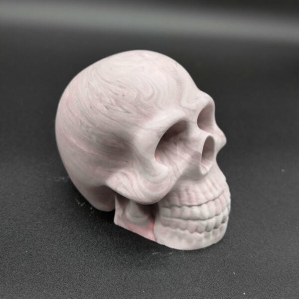 Skull déco en résine minérale marbré rouge et gris