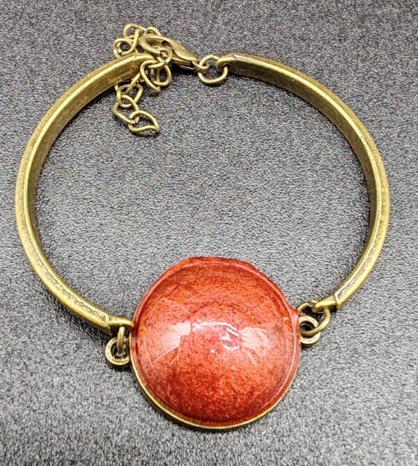 bracelet-résine-epoxy-rouge-métallique-cuivré