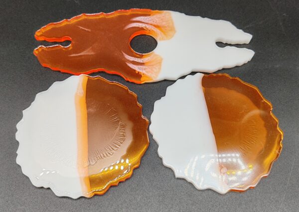 kit-apéro-support-bouteille-support-verres-sous-verres-résine-epoxy-orange-cristal-blanc-opaque