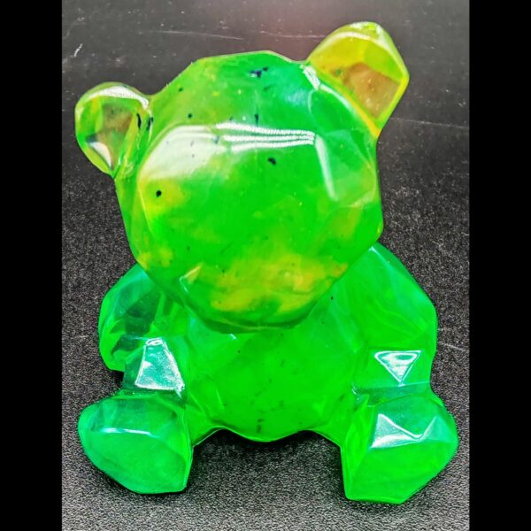 bear-ours-résine-epoxy-vert-jaune