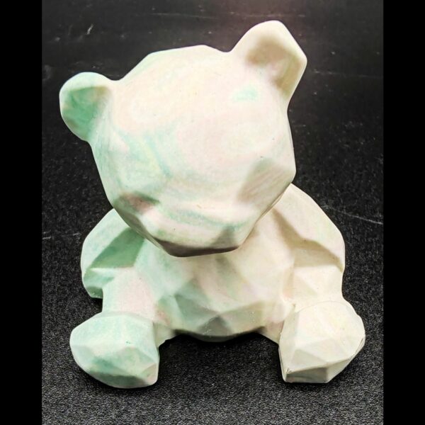bear-ours-résine-minérale-vert-rose-jaune-marbré