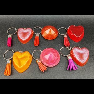 porte-clé-coeur-diamant-résine-epoxy-rose-holographique-rouge-cuivré-cristal-jaune-doré-pompon-rose-rouge-orange-violet-jaune